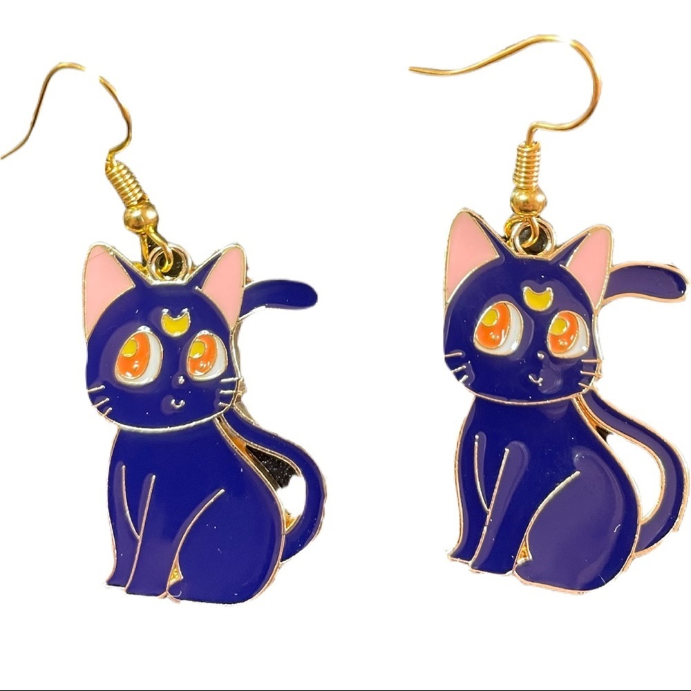 Sailormoon Enamel Luna Earrings